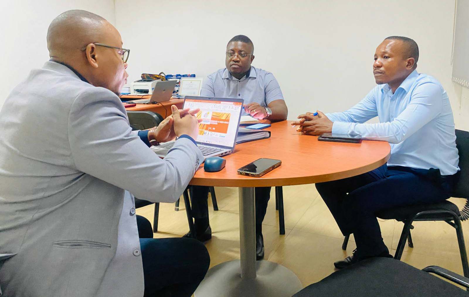 ELJ reafirma cooperação com o INEP para 2026