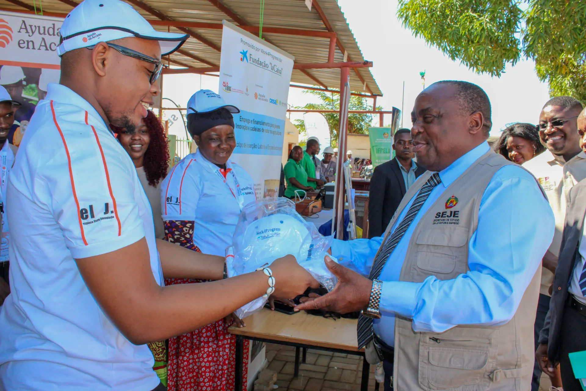 Work 4 Progress - Imagem 3